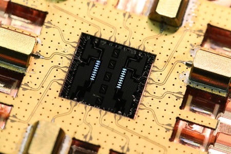 A superconducting metamaterial chip mounted into a microwave test package