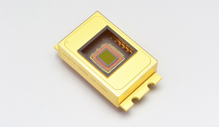 InGaAs area image sensor G14674-0808W