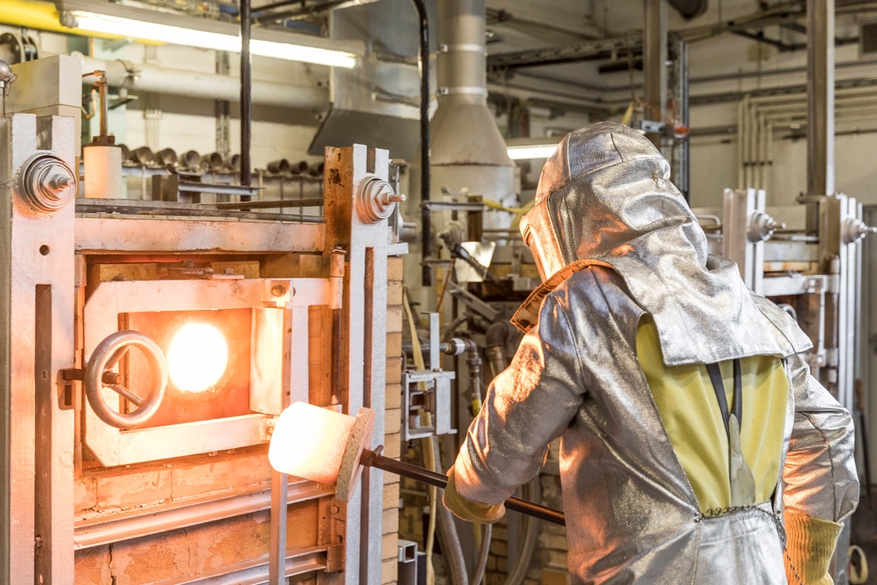 Optical glass production at SCHOTT