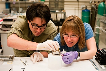 MIT graduate researchers Robert Mitchell and Betar Gallant