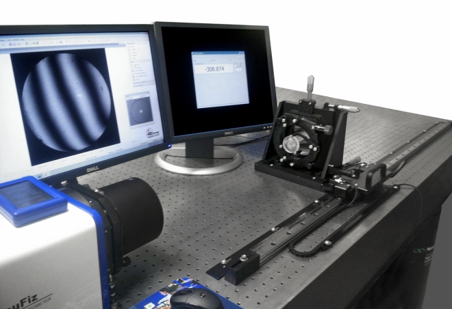 4D Technology Digital Radius Slide with AccuFiz Laser Interferometer.