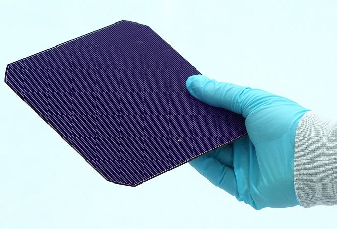 Heterojunction silicon cell