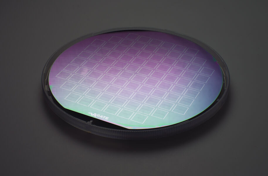 Agate Sensors’ spectral sensor fits on your fingertip — and is designed to be affordable enough that it could one day be included in every mobile phone.