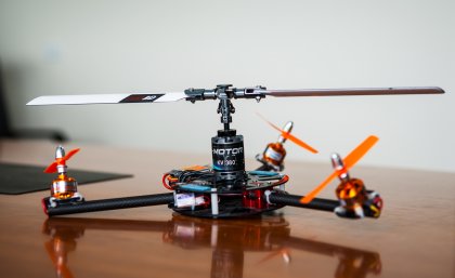 The UQ-designed unmanned surveillance helicopter