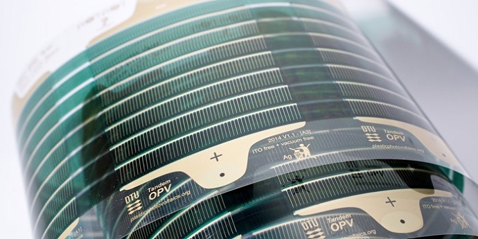Solar cells of the future comprise multilayer plastic