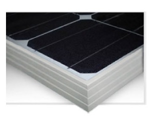 Edge of a crystalline-silicon-cell solar module