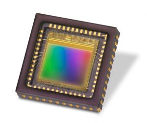 e2v unveils new version of the Sapphire 2-megapixel CMOS image sensor