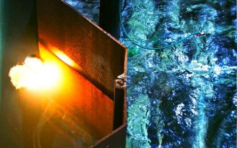 Laser cutting of sheet piling under water