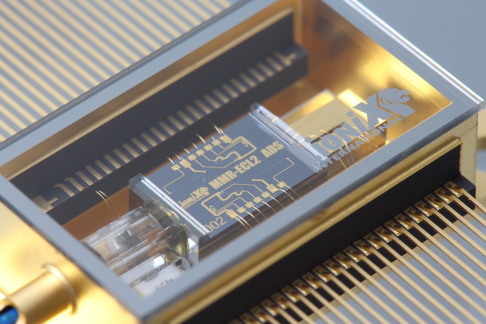 Narrow Linewidth Tunable Laser