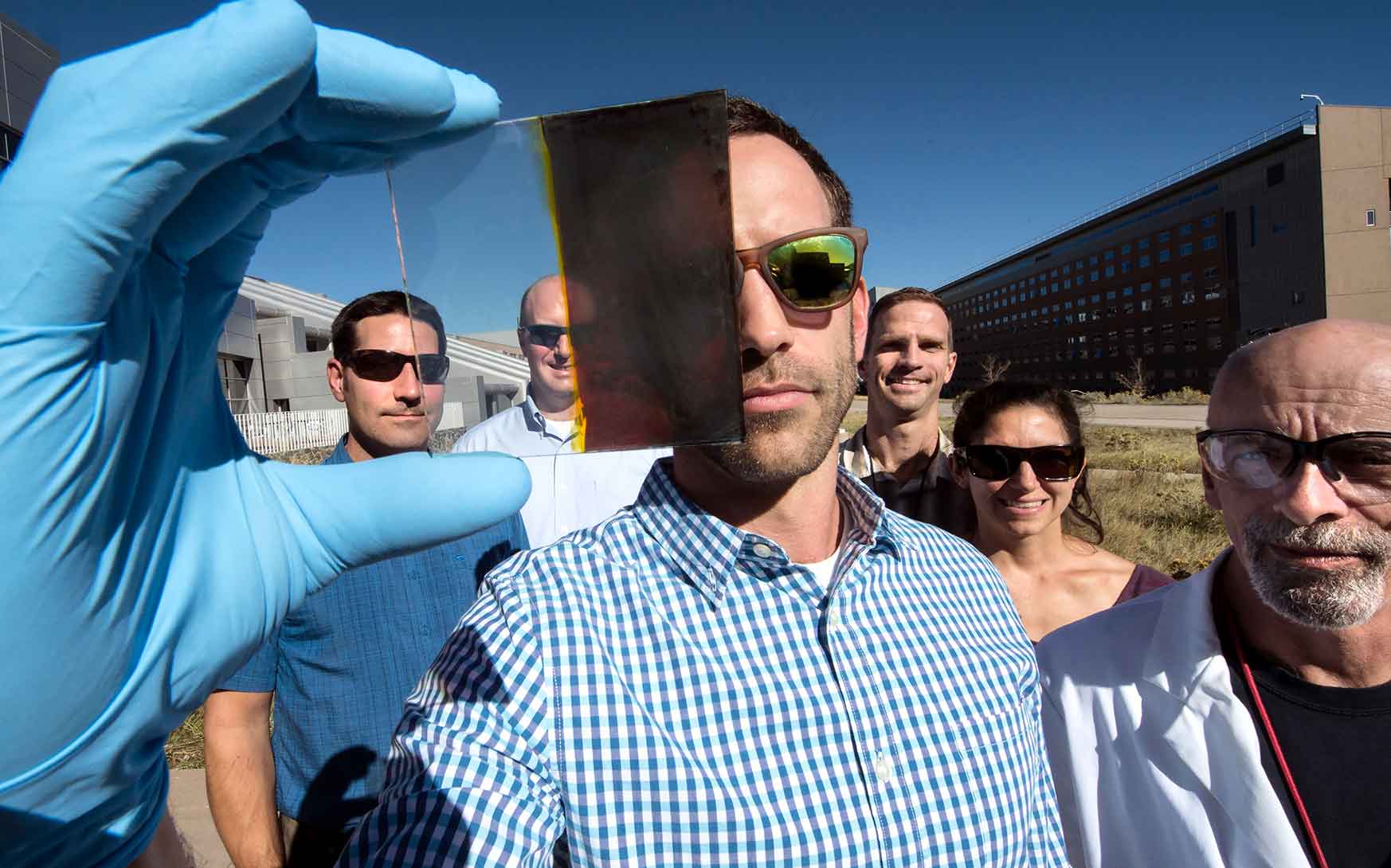 NREL Develops Switchable Solar Window