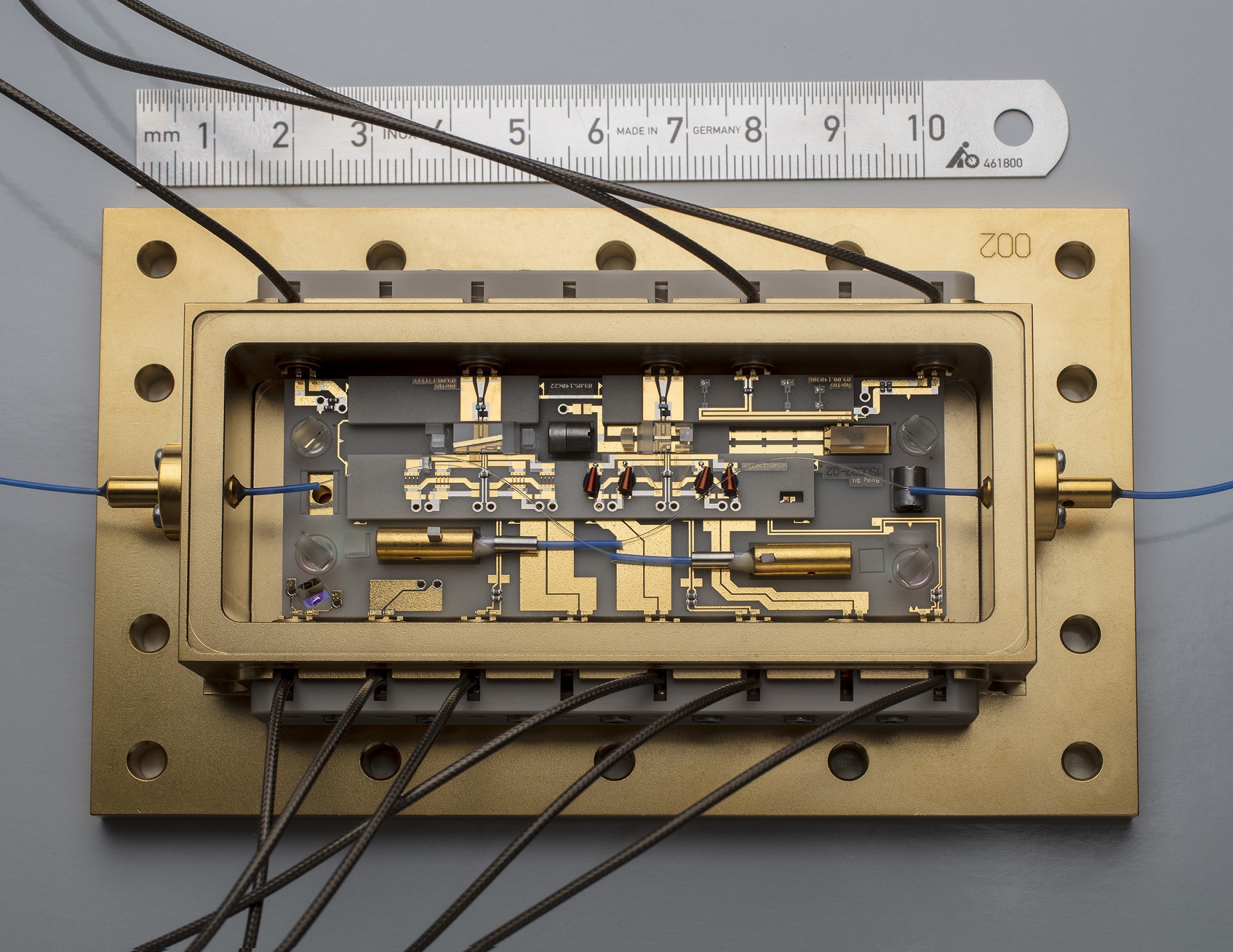 Centerpiece of the JOKARUS experiment